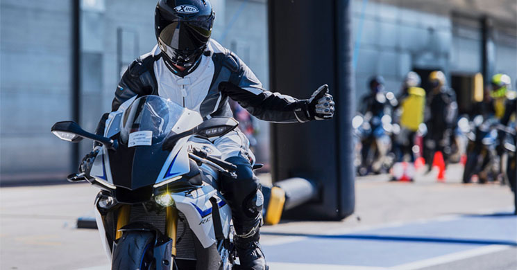 /yamaha-racing-experience.jpg