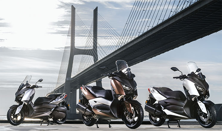 /yamaha-xmax-300-4.jpg