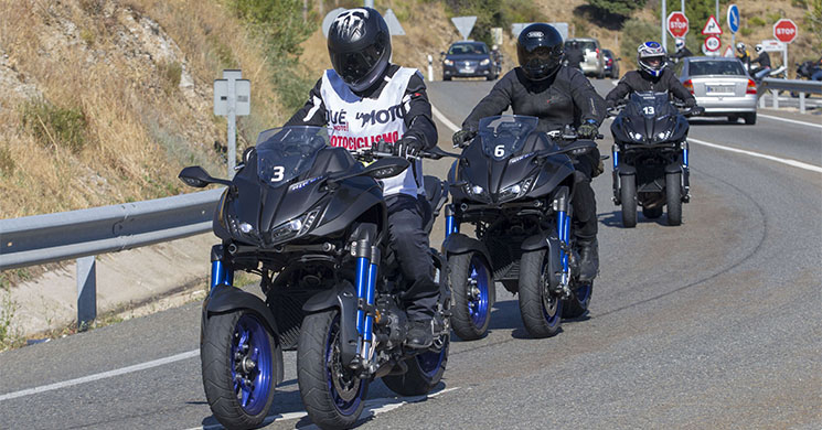 Más de 500 personas probaron en España la nueva Niken de Yamaha el Niken Tour
