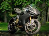 Ducati 1199 Panigale S All Carbon por Arete Americana