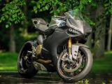 Ducati 1199 Panigale S All Carbon por Arete Americana