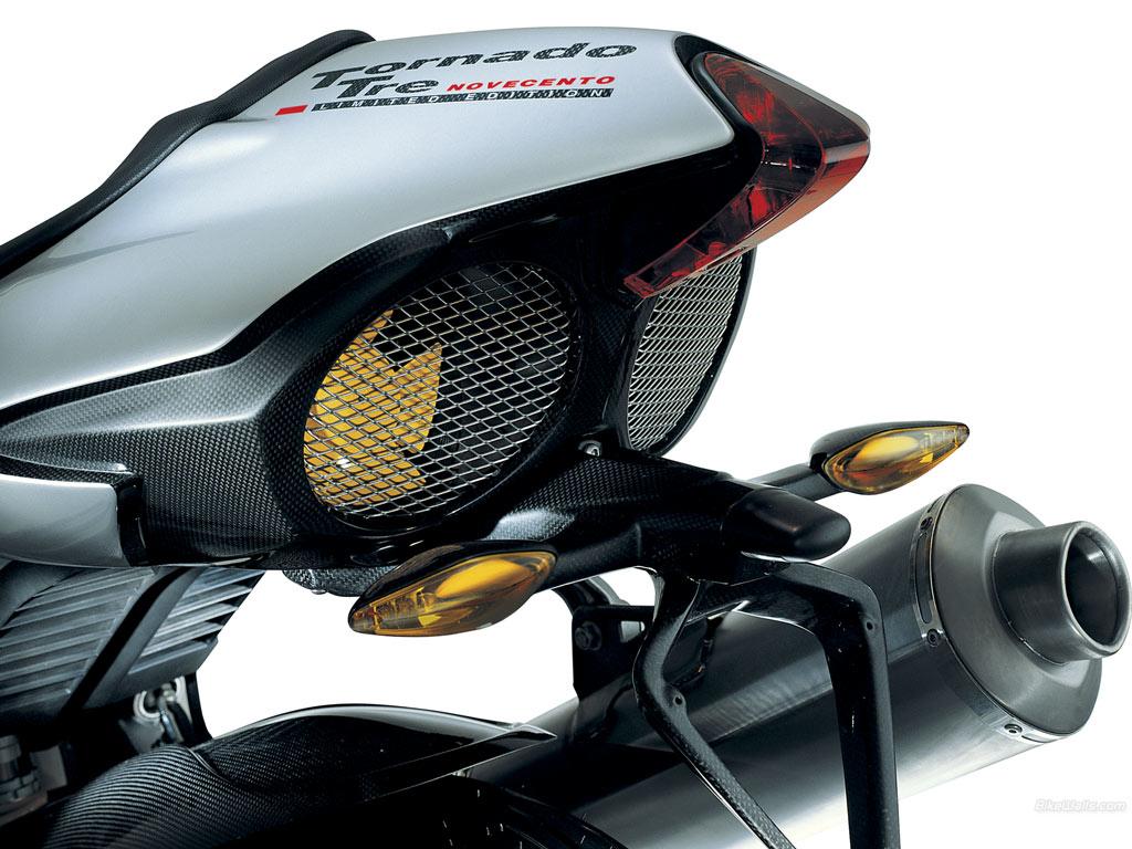 BORSA SERBATOIO GIVI MT505 + FLANGIA BF02 TANKLOCK TRE 899 K / 1130 (06