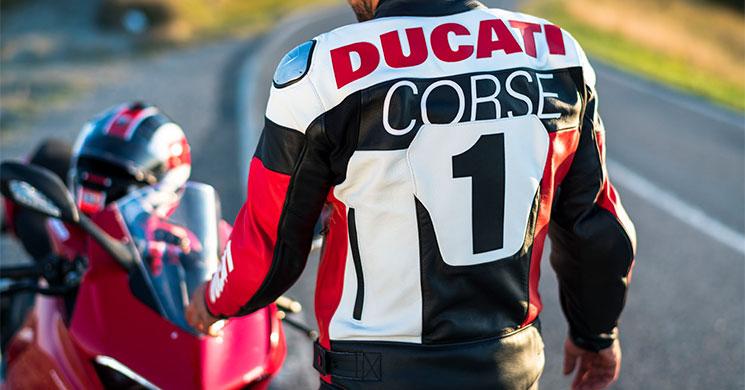 Galleta golpear Voluntario Ducati presenta su gama de equipación y ropa 2021