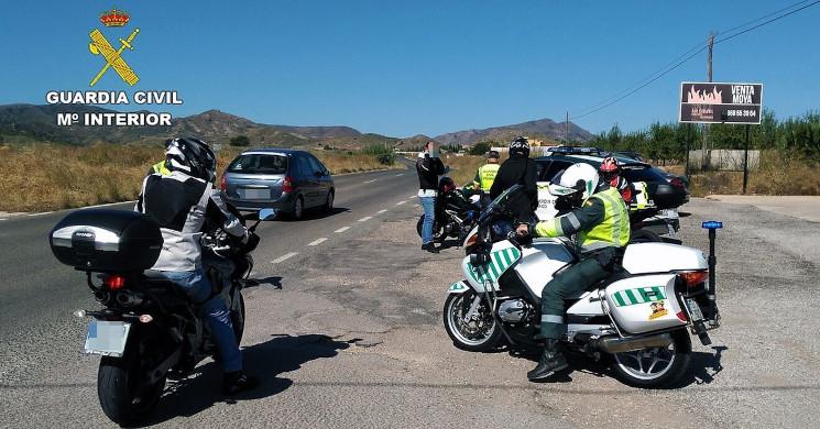 Vuelven las motos camufladas de la Guardia Civil, y lo harán en estas seis comunidades autónomas