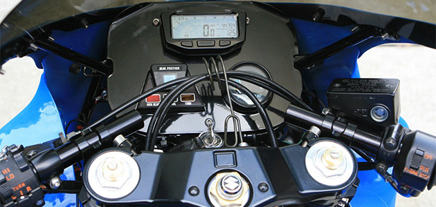 Suzuki-GT-750-CAFE-RACER