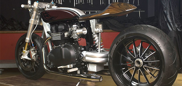 Triumph_Thruxton_Baskhara
