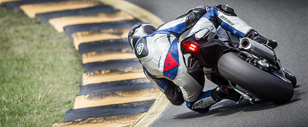 yamaha r1 2015