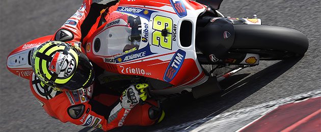 andrea iannone ducati 2015