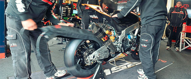 aprilia rsv4 sbk