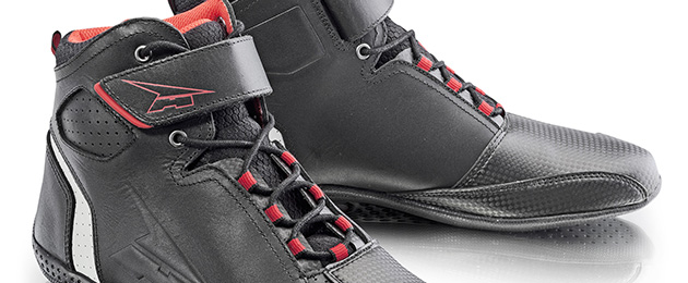 axo-botas