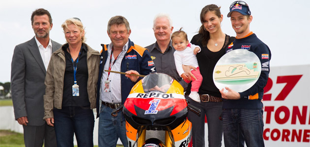curva casey stoner phillip island