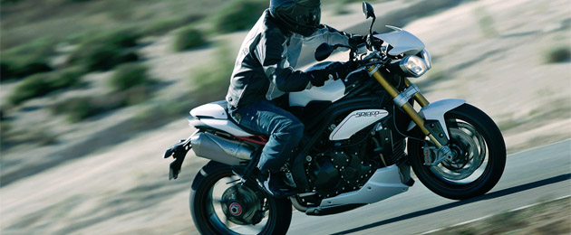 cabecera triumph speed triple r 2012