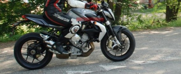 mv agusta brutale 675