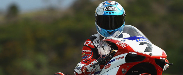 carlos checa