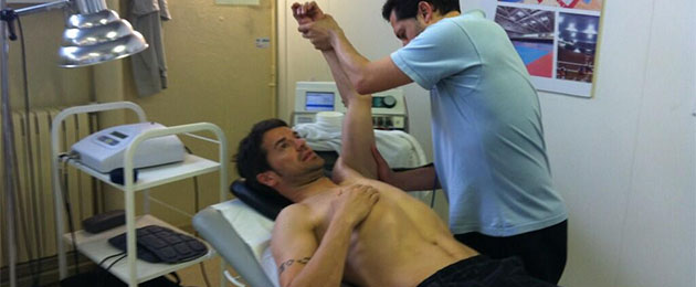 carlos checa