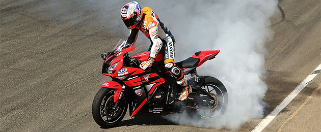 casey stoner cbr 1000rr fireblade