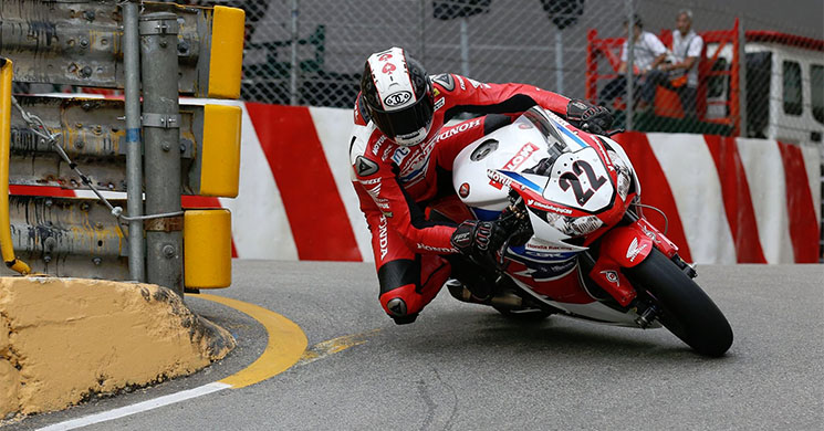 cummins-macau-2015.jpg