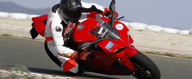 ducati 1199 panigale circuito almeria