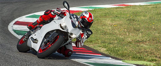 ducati 899 panigale circuito