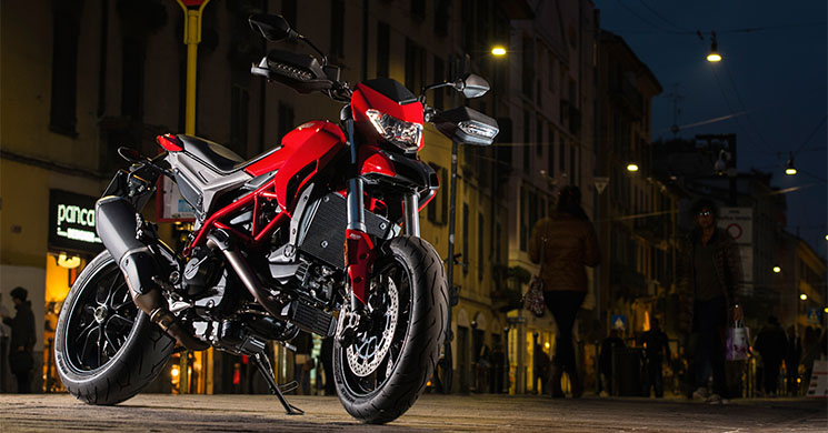 ducati-hypermotard-939-2016.jpg