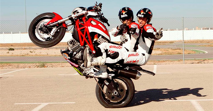 emilio-zamora-stunt.jpg