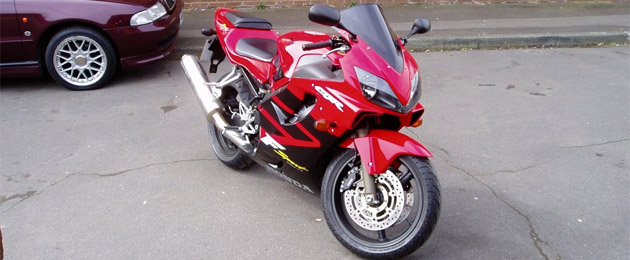 honda cbr 600f