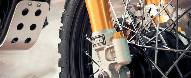 horquilla ohlins triumph