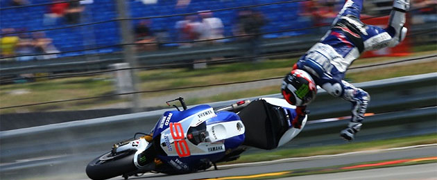 jorge lorenzo sachsenring crash
