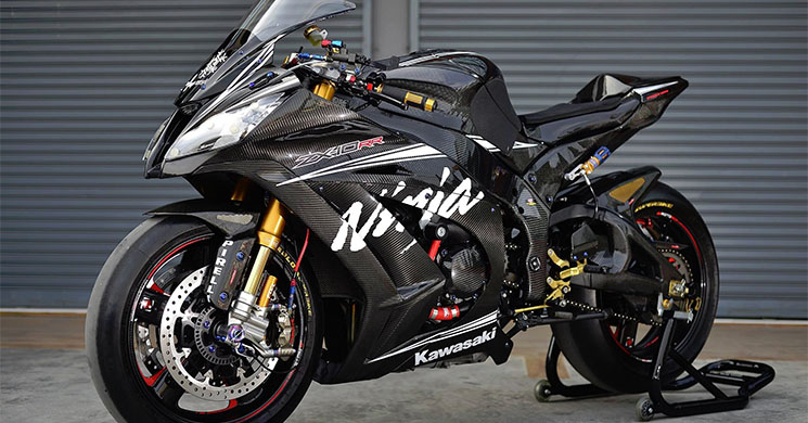 kawasaki-ninja-zx10r-full-carbon-2.jpg