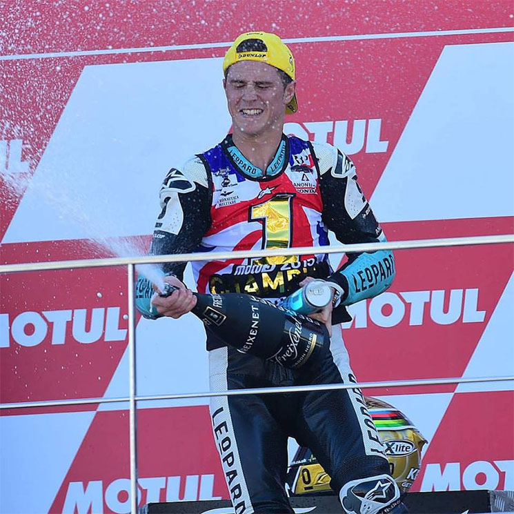 kent-campeon-valencia-2.jpg