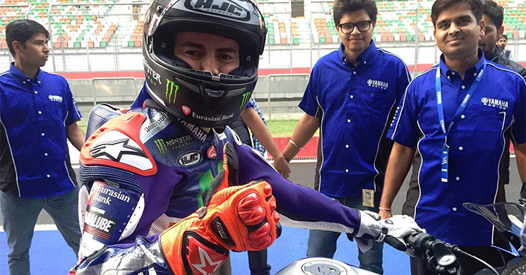lorenzo-india-yamaha-r3.jpg