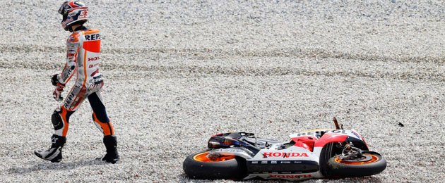 marc marquez sepang crash