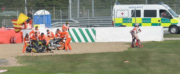 marc marquez silverstone crash