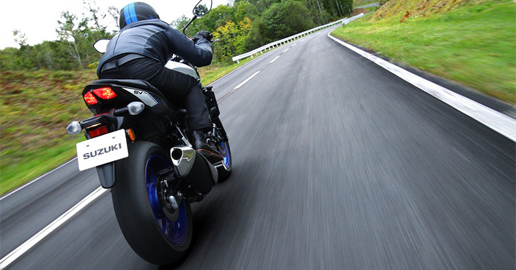 suzuki-sv650-2016-2.jpg