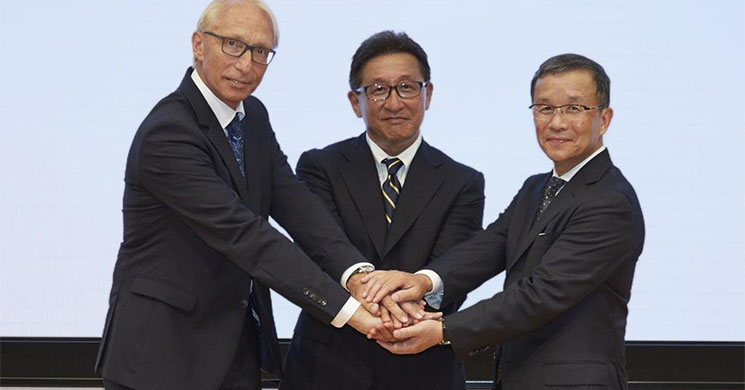 yamaha-bmw-honda-cmc.jpg
