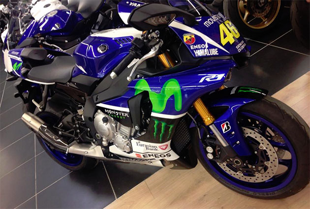 yamaha-r1-2015-rossi-replica.jpg