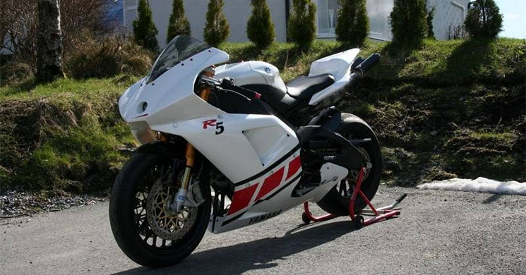 yamaha-r5-4.jpg